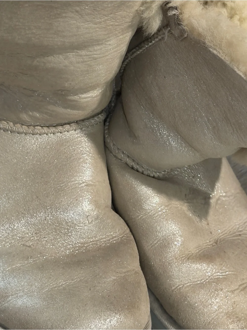 UGG Australia Classic Sheepskin Boots Women’s Size 8 Fair Condition Authentic